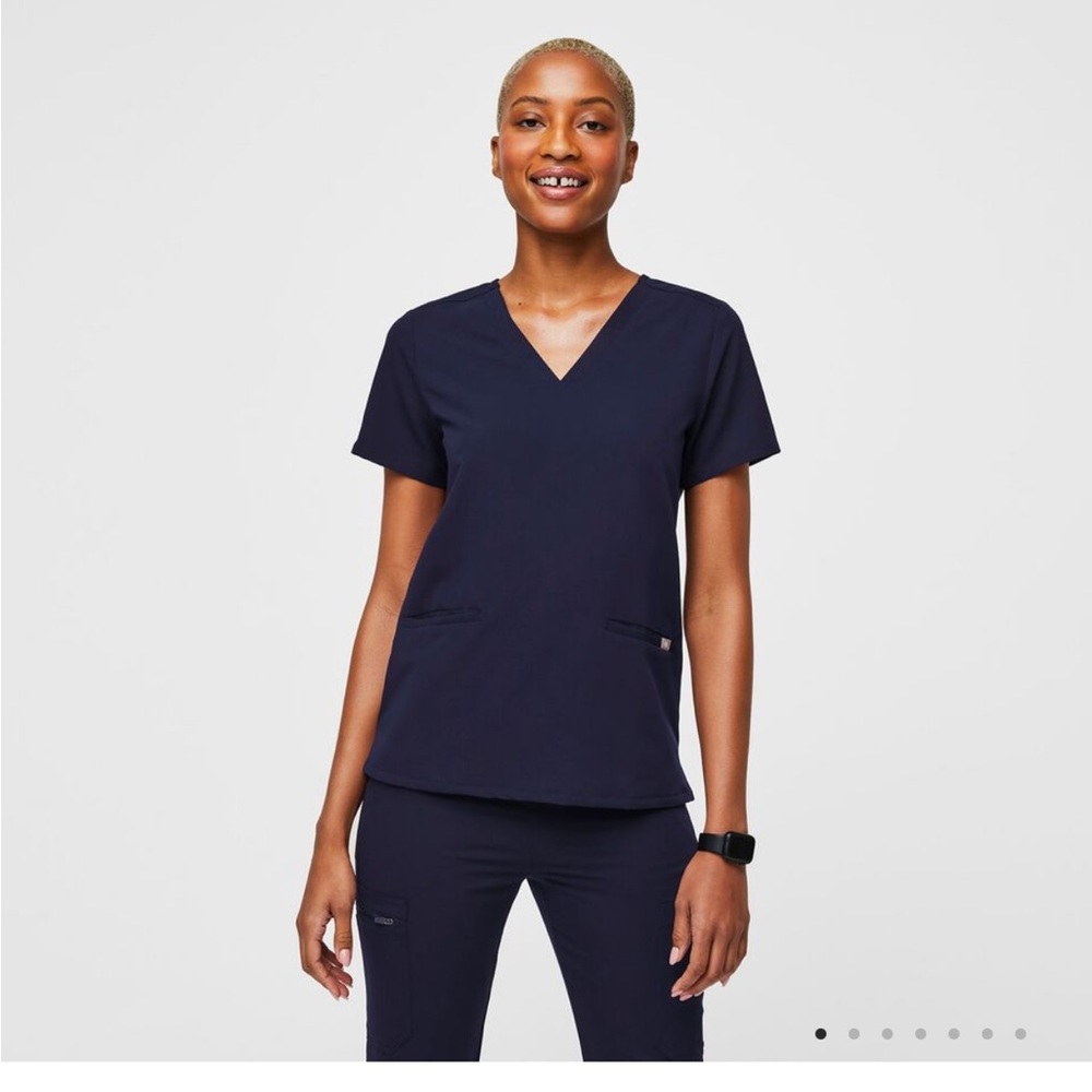 Figs Casma Three Pocket Scrub Top